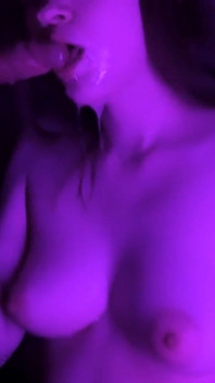 Slobbery thổi kèn từ vợ của một người bạn