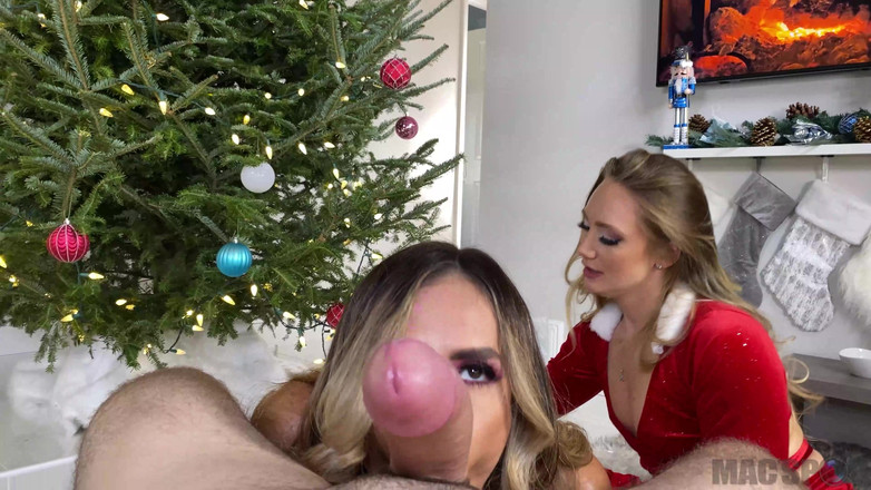 J-Mac: Krismas bertiga dengan Aj Applegate dan Kelsi Monroe