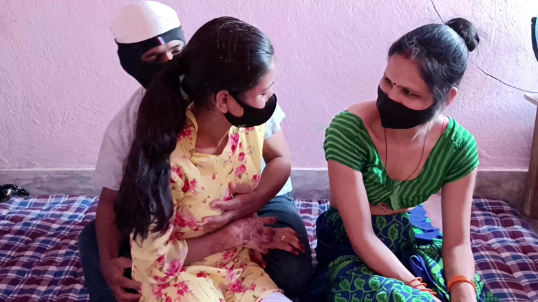 HousewifeGeeta: Ngentot ibu rumah tangga dan istri di luar rumah bareng-bareng
