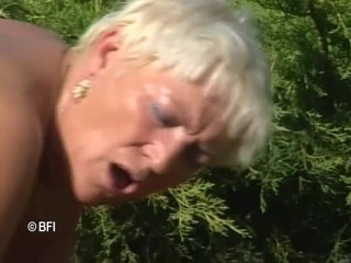 Nasty matures and dirty grannies club: piknik dabal 2