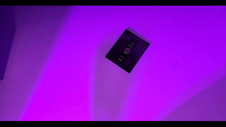 Sammy_corazon: Akhirnya, dia memasukkan penisnya ke dalam vaginaku.