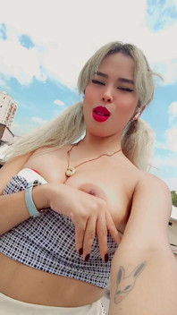 Mostra le mie tette