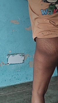 Teman wanita, tolong berikan saya