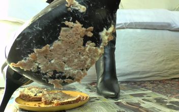 Be My Ashtray and Boot Meal Lady Victoria Valente