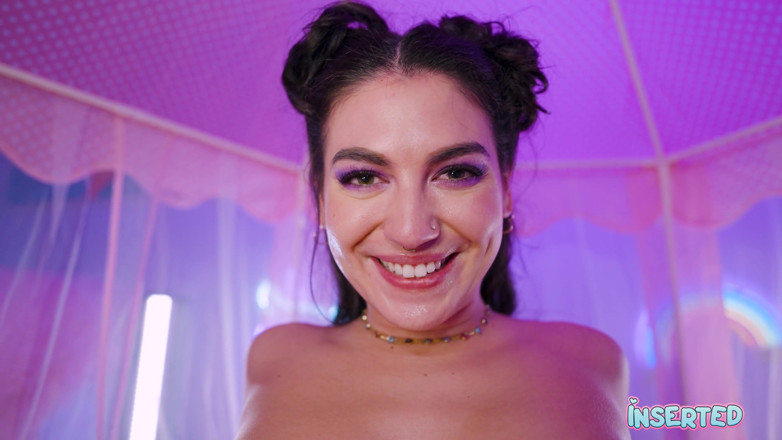 Inserted: Wstawiono ulubioną zabawkę za błędy Megan