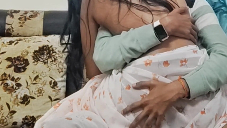 Sweet Spice: La dolce troia didi è stata scopata con il fratellastro parte-1