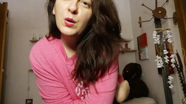 Nicoletta Embassi: Ascelle sudati costum video