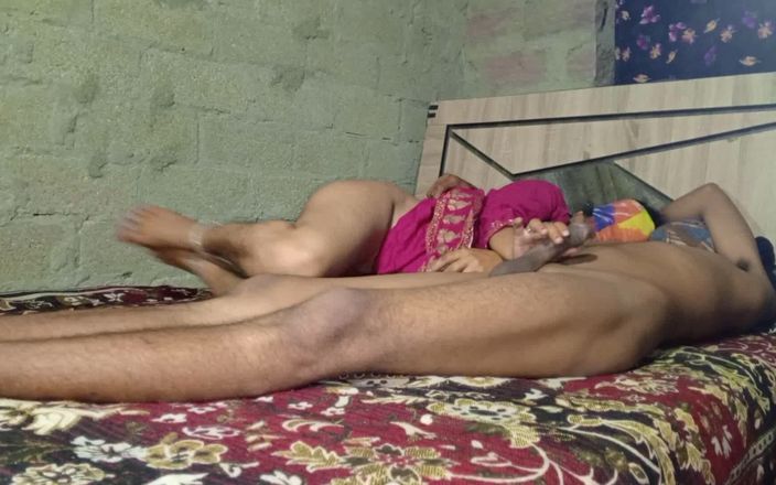 Amrita for you: Bhabhi đụ trong làng