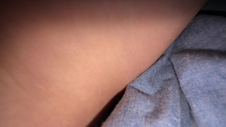 Secret Latina: Hon kunde inte motsätta sig hans stora kuk gnugga på...