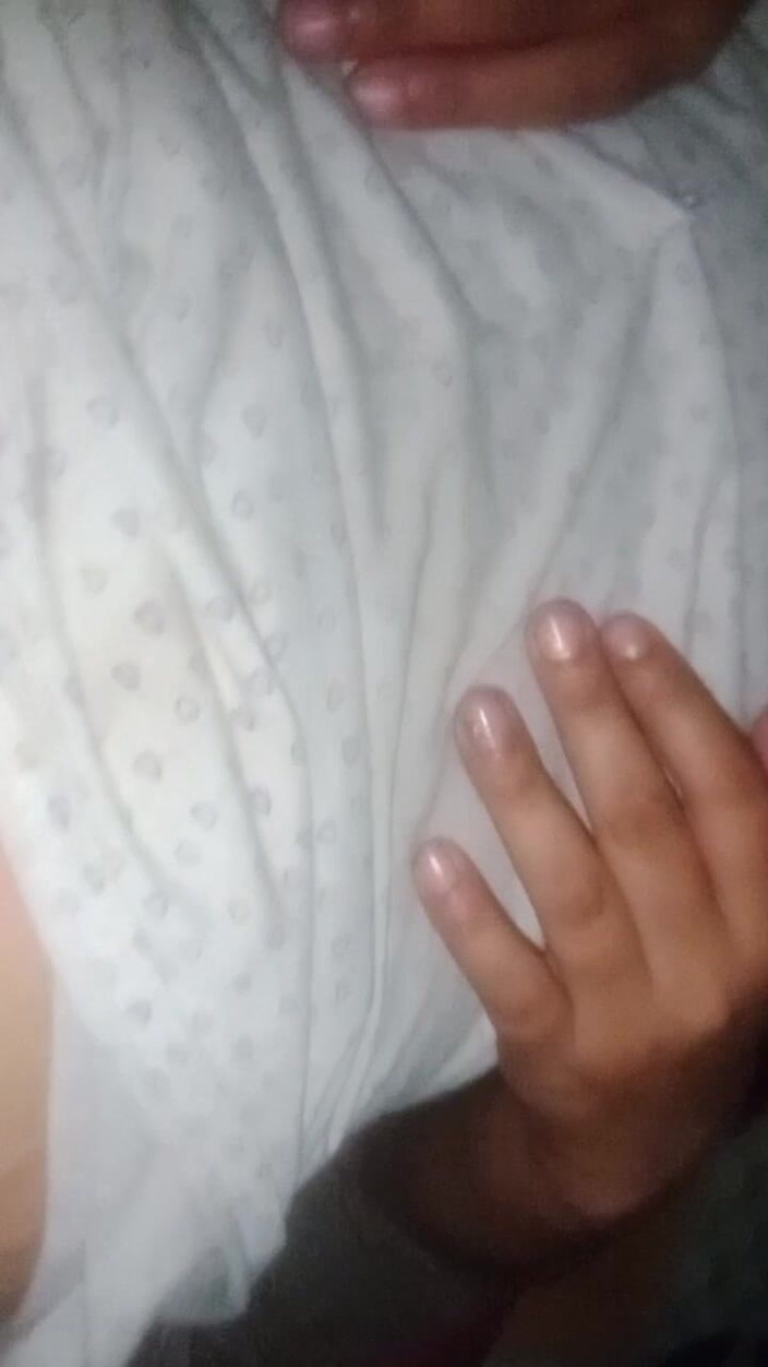Zyan_rocky: Pacar bercinta di rumah tidak sengaja creampie di dalam