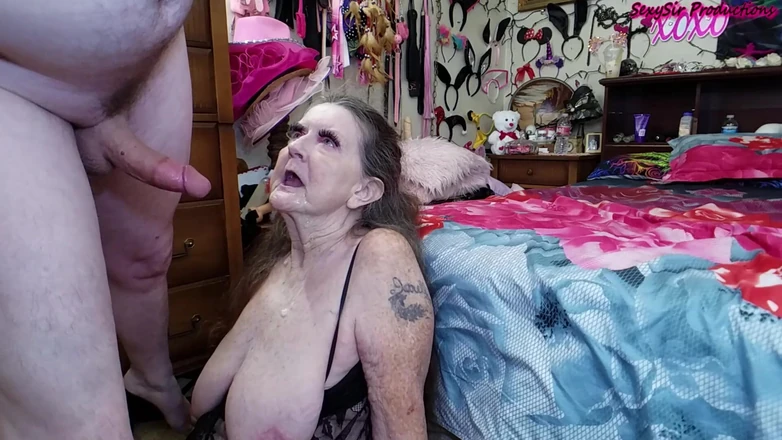 Sexy Sandra N Sir Christopher: Hårt och slarvigt ansikte knullar sperma