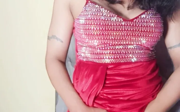 Jaz: Red Hot Desi South Shemale