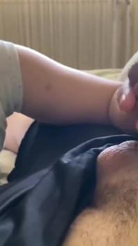 Real Handjob with a Stranger!