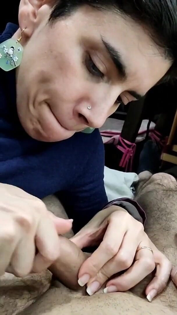 Quickie! Cum on Her Favorite Chocolate! (CumArtHD) Quickie! Cum on Her Favorite Chocolate! (CumArtHD)