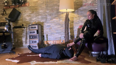 Amalie von Stein: Latexový plivá otrok - poslouchej a polykej jako dobré malé prasátko