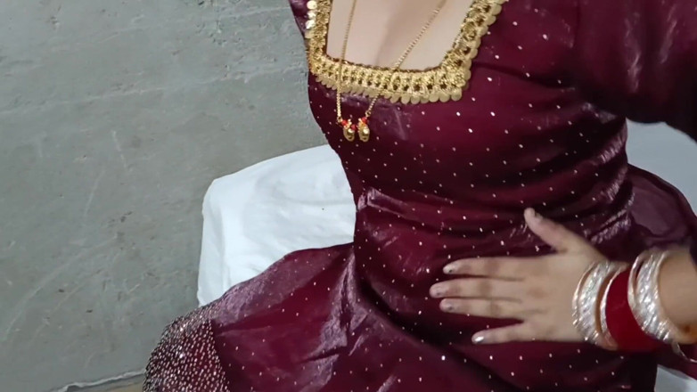 Vamika: Indianca bhabhi tamilă era gata de petrecere, dar a fost...