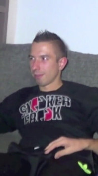 Fabien fucked bareback by 2 sneakers boys dominant