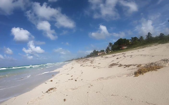 Darcy Dark: Neuken op een strand. Darcy Dark