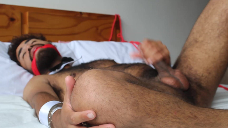 Brazilian guys gagged: A Hot Bunny in Trouble (5 Sep)!