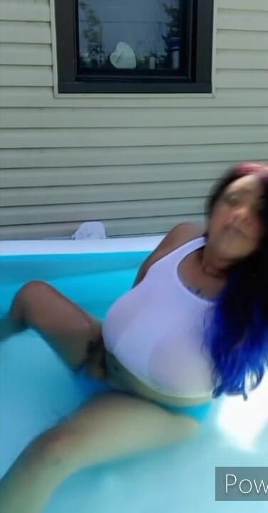 Glitters smoke haus: Summer days