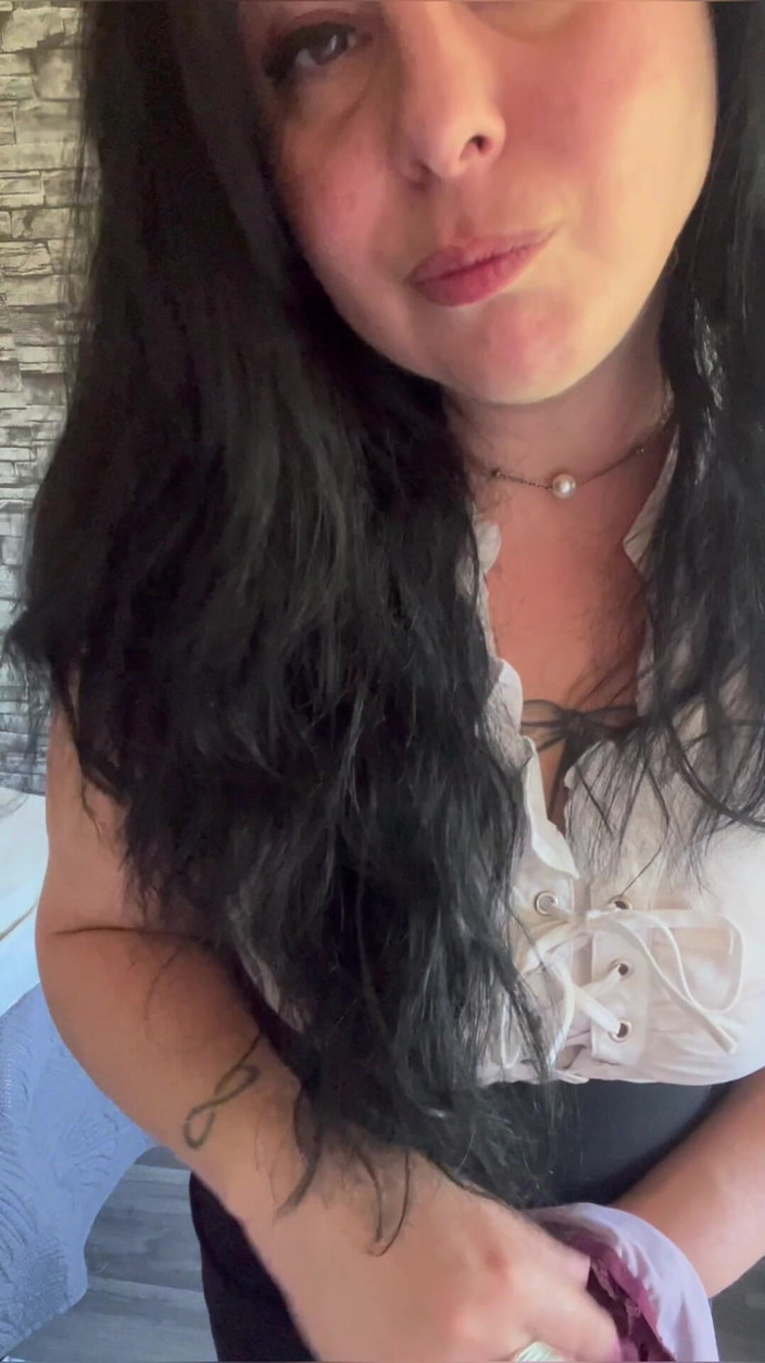 Maitresse Clara: Renifle Mes Strings