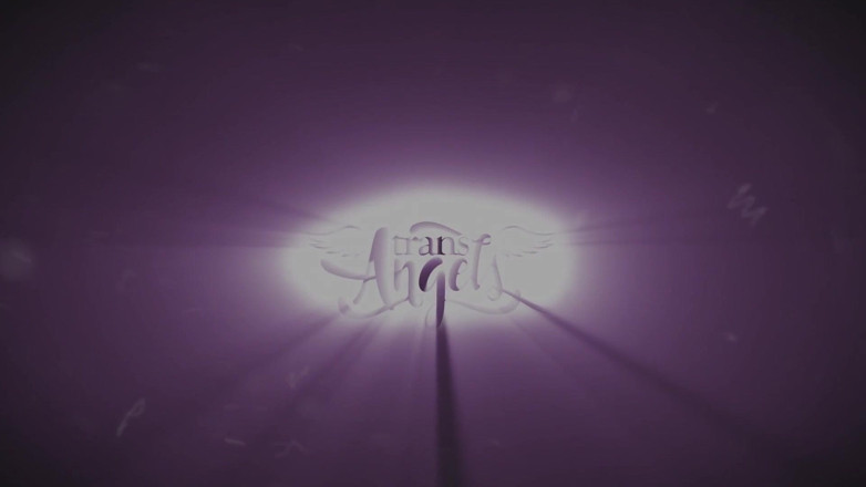 Trans Angels: Trans Angels - travieso Pierce Paris comienza a chupar el culo...