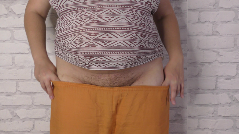 Milky Mari: Zdradzająca żona z ciężarnym brzuchem pokazuje rogaczowi męża swoją zalana cipkę...