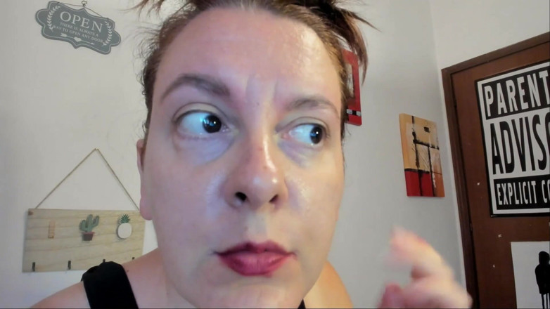 Nicoletta Embassi: Rasieren und niesen