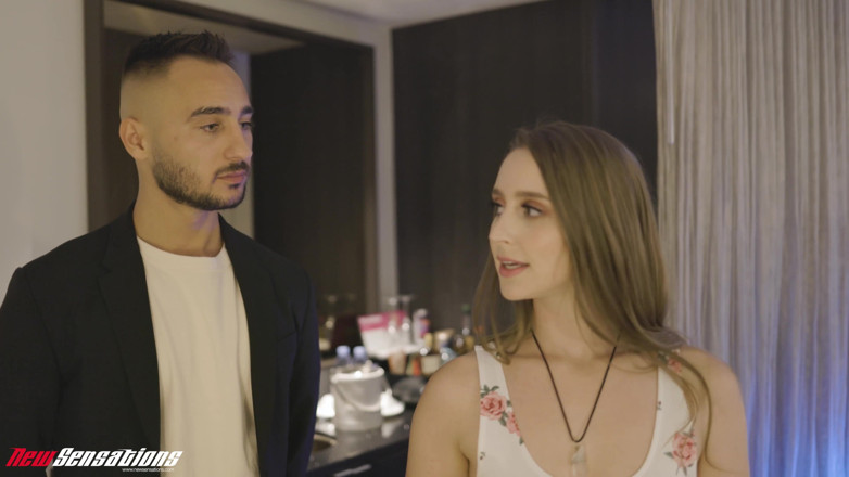 HotwifeXXX: L'alloggio di laney grey è più grande del previsto