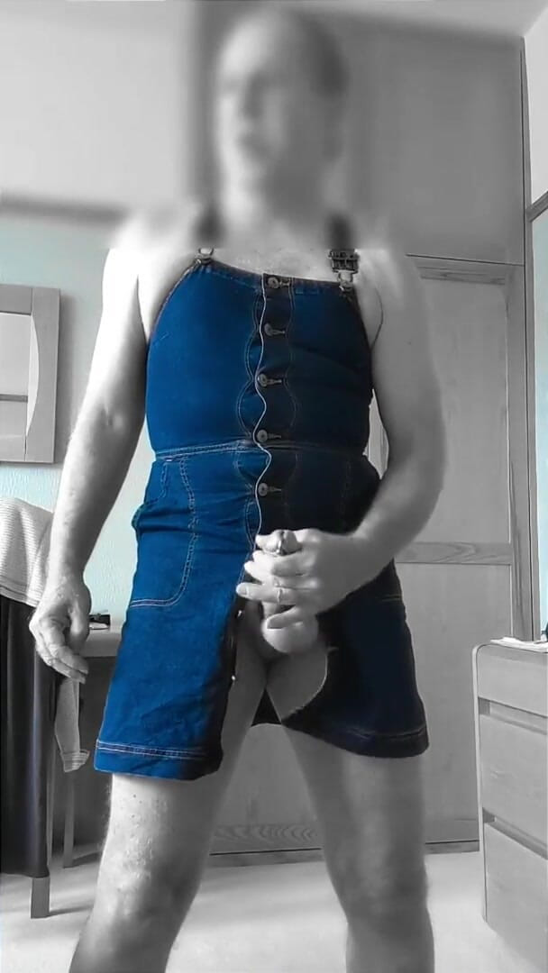 Bellhead: Pinafore delight