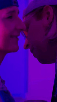 파티에서 4K 스릴 넘치는 오럴