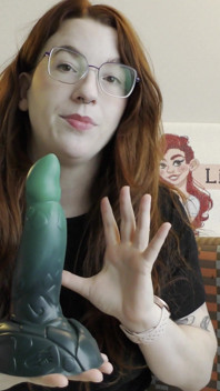 NSFW recensie van Spitfire van Slechte Dragon