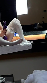 My Tinder Date Squirting and Watching Porn