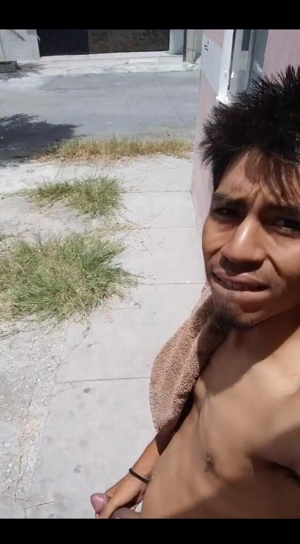 AlexAlejandro13: Onani sperma i mitt hus ensam