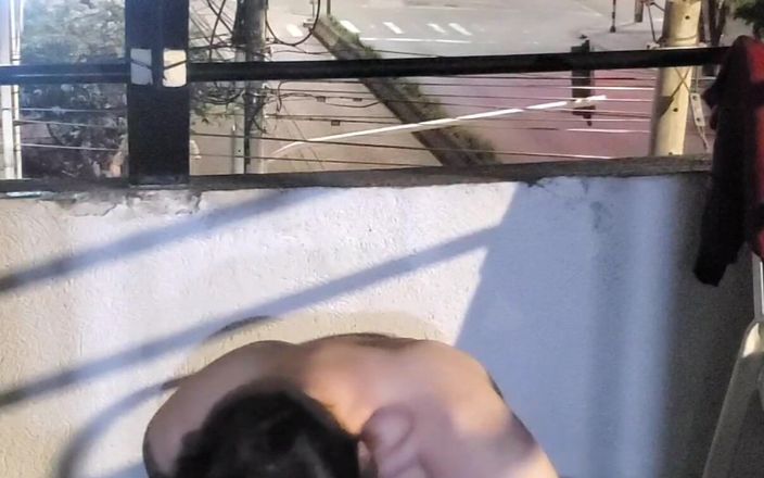 SlutClosetedFag: Lebih Banyak Balcony Fun