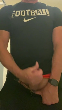Jockdad87 Is Horny in the Bathroom Again