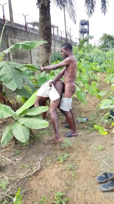 Sexydaddy: Sex cu vânătorul