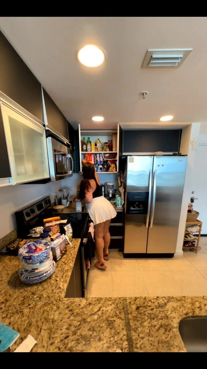 Dani Valentina: Прямая трансляция с Dani Valentina