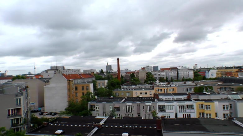 German Porn: Sikilen apartman dairesi - ham sürtükler her dairede sert sikiliyor