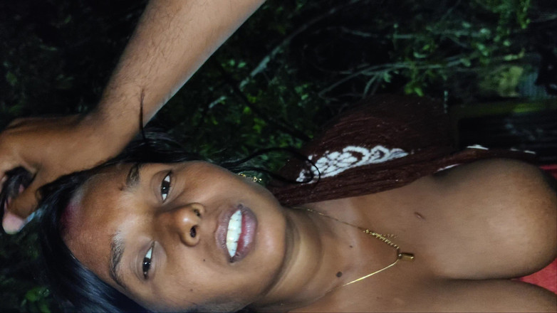 Premi pooja: La zia indiana oggi sera sesso - il villaggio Bhabhi si è...