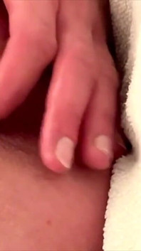 50cm langer dildo anal masturbieren mit süßem orgasmus und viel Saft aus meiner muschi