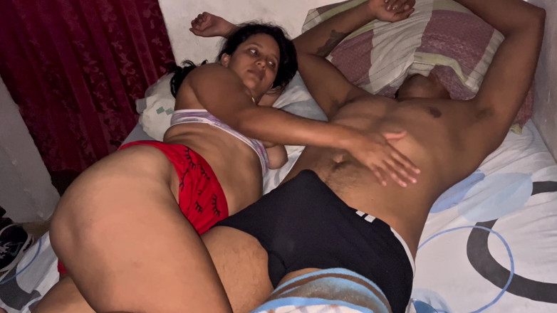 Gilversexy: Sütünüzü istiyorum lütfen! Şimdi bana ver! Ne büyük bir penis