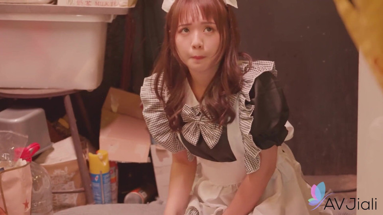 AV Jiali: Horny Caffe Maid Wen Ruixin Controlled by a Client