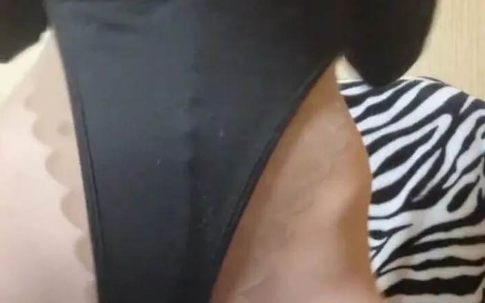 ElzaKom: Worship Pussy Mistress Elza Kom's
