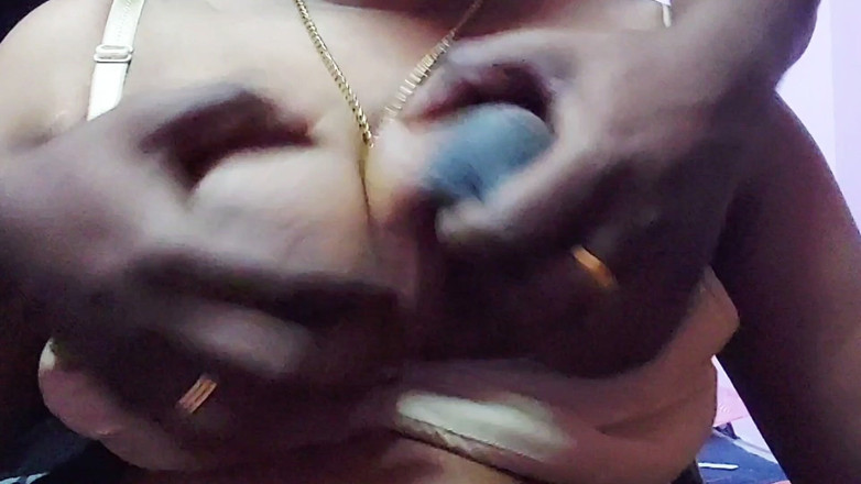 Desi Mohini: Hintli en ateşli desi yenge onunla seks yapmak için devar'ı...