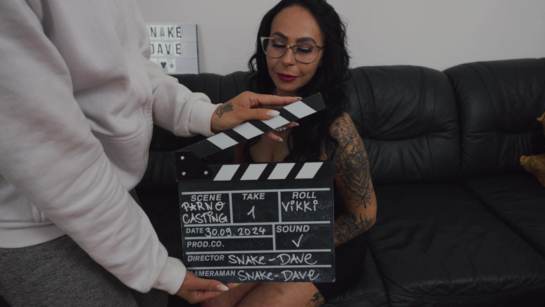 SnakeDave studio: The Porn Casting: Vikki