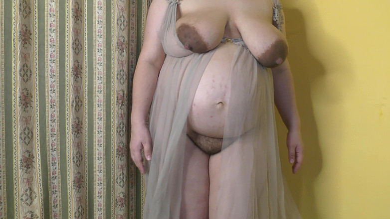 Milky Mari: Co zrobisz, jeśli otworzą ci drzwi ubrane w ten sposób? -...