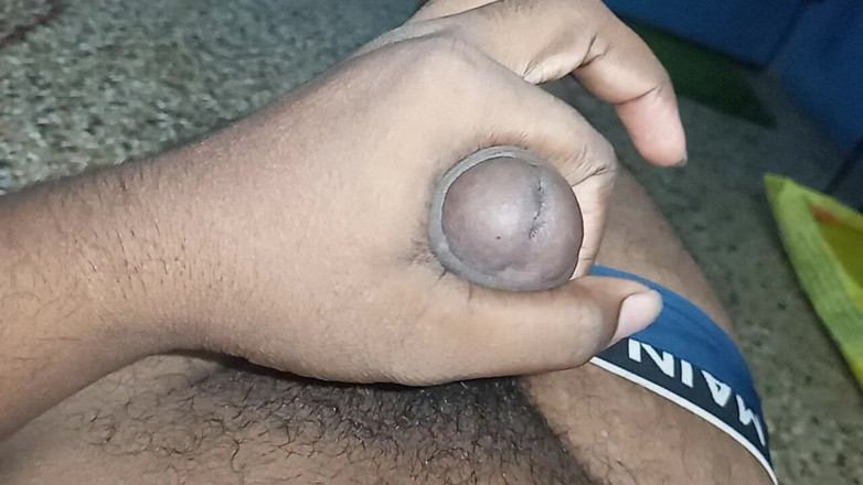 Sweet Indian cock: Une bhabhi suce et se lèche la chatte avec un...