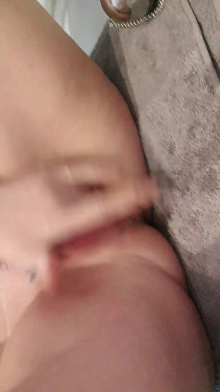 JulieEroticDress: Triology 오르가즘, 스팽킹, 시오후키