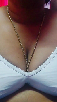 Joven india Mohini tiene sexo con su novio